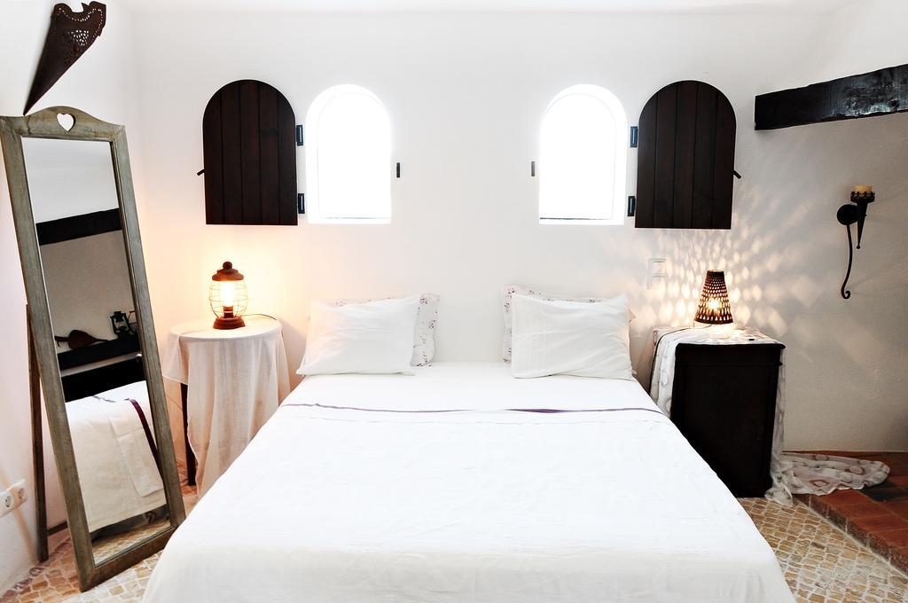 Uma Casa A Beira Sol Bed & Breakfast Лагос Екстериор снимка
