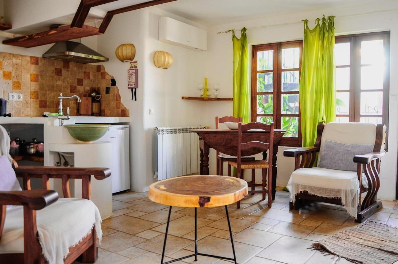 Uma Casa A Beira Sol Bed & Breakfast Лагос Екстериор снимка